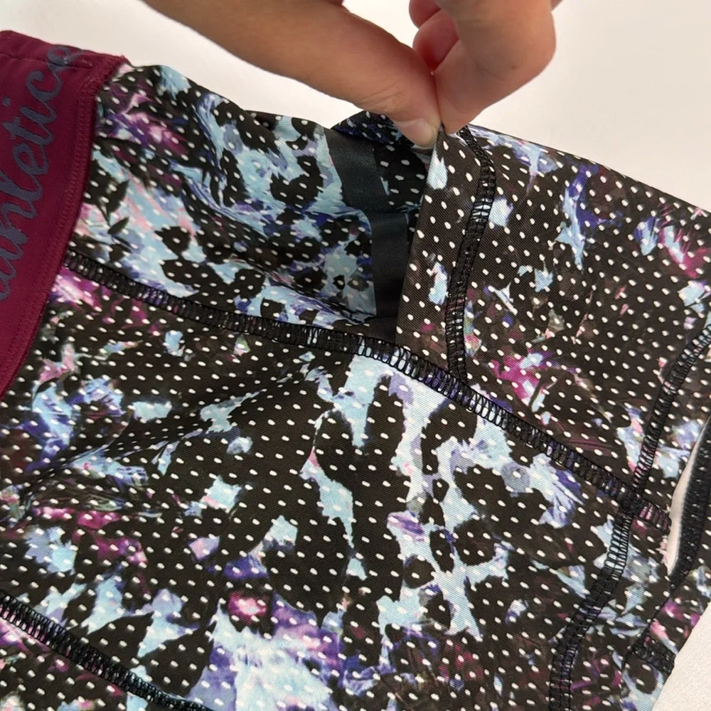 NWOT Lululemon What The Sport Short
Floral Sport Tranquil Multi / Dashing Purple - Picture 6 of 8